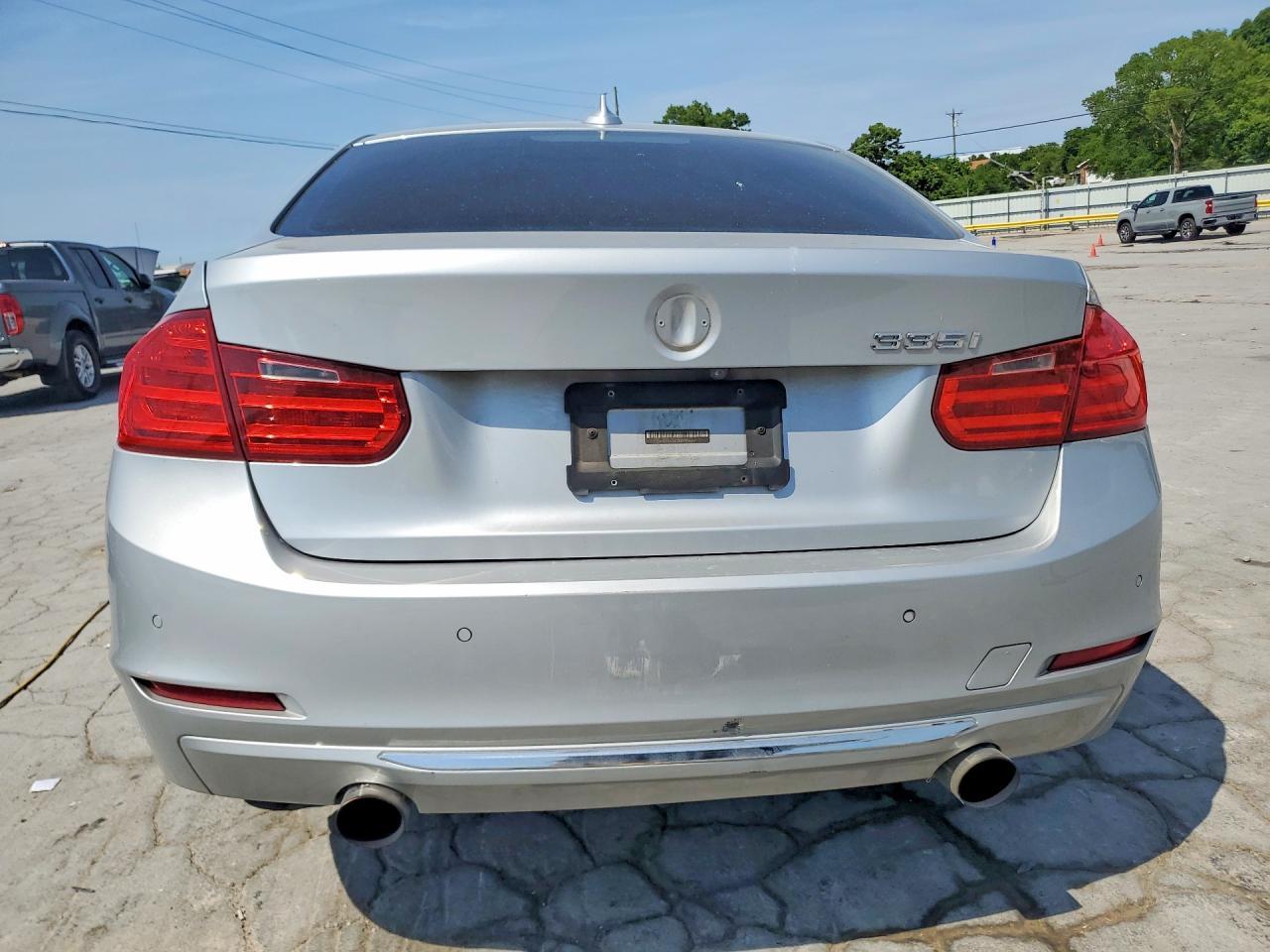 2013 BMW 335 I - zdjęcie 6