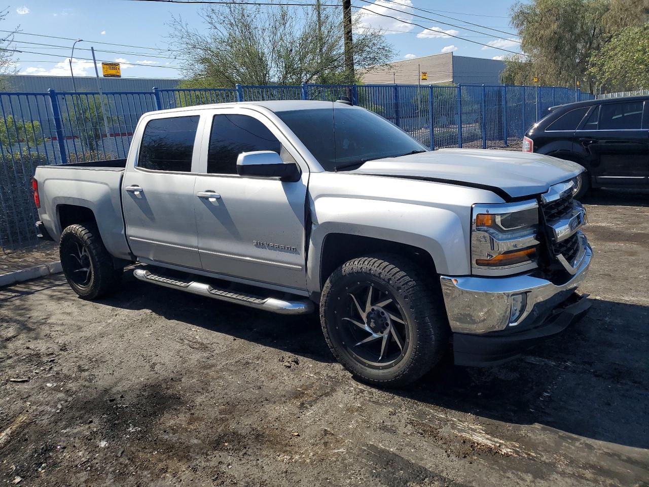 2018 Chevrolet Silverado C1500 Lt - zdjęcie 4
