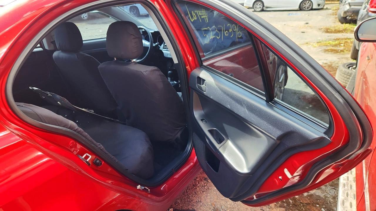 2014 Mitsubishi Lancer De - zdjęcie 7