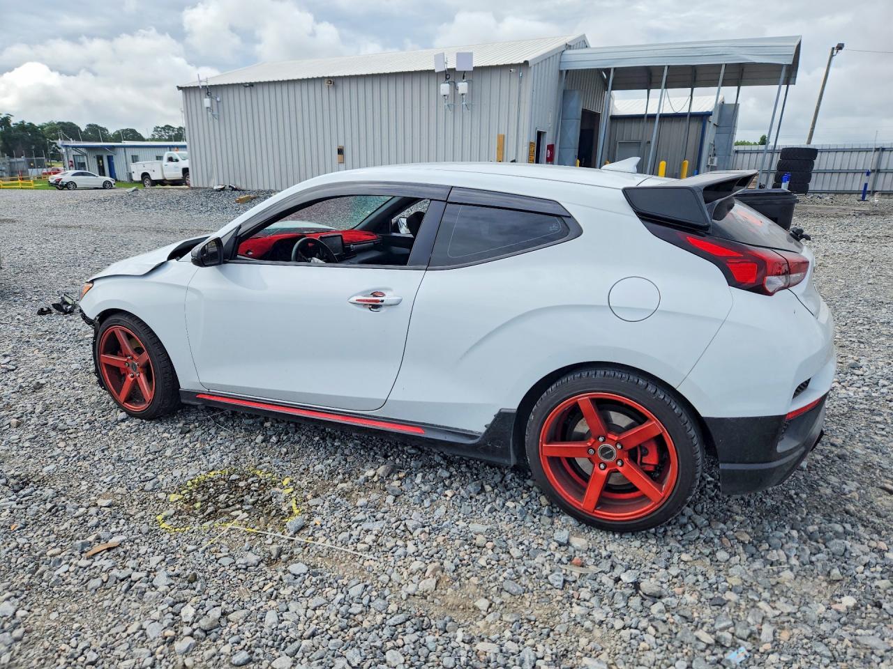 Hyundai Veloster - zdjęcie 2