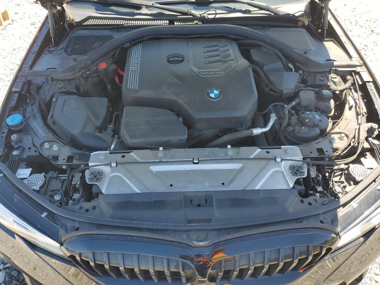 2021 BMW 330I - zdjęcie 11