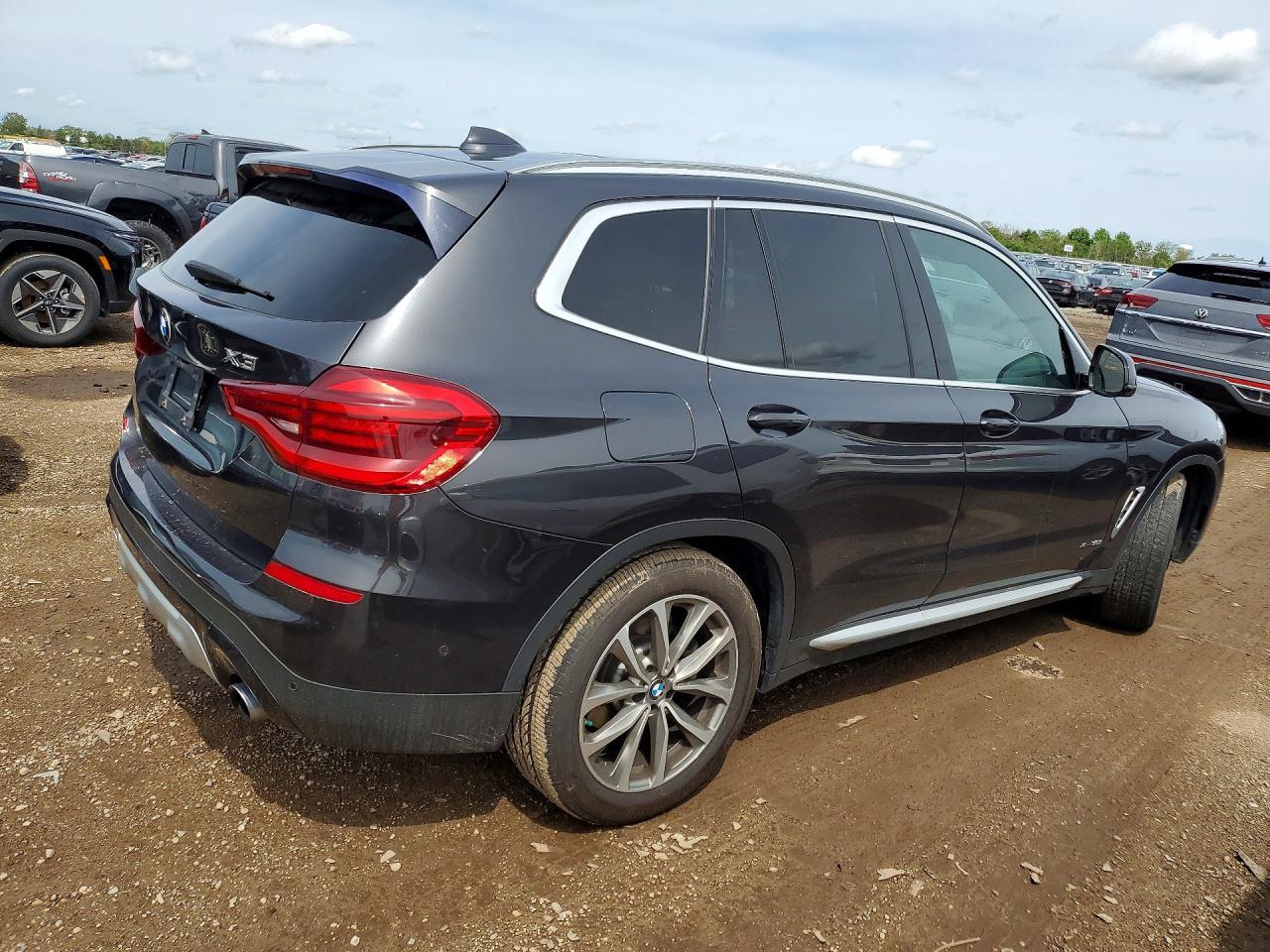 2018 BMW X3 xDrive30I - zdjęcie 3