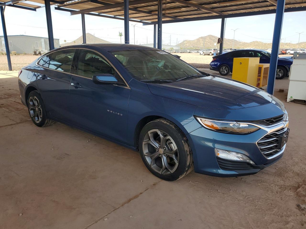 2024 Chevrolet Malibu Lt - zdjęcie 4