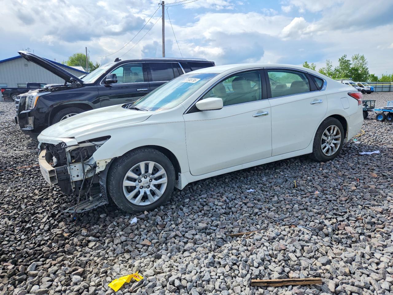 2015 Nissan Altima 2.5 S - zdjęcie główne