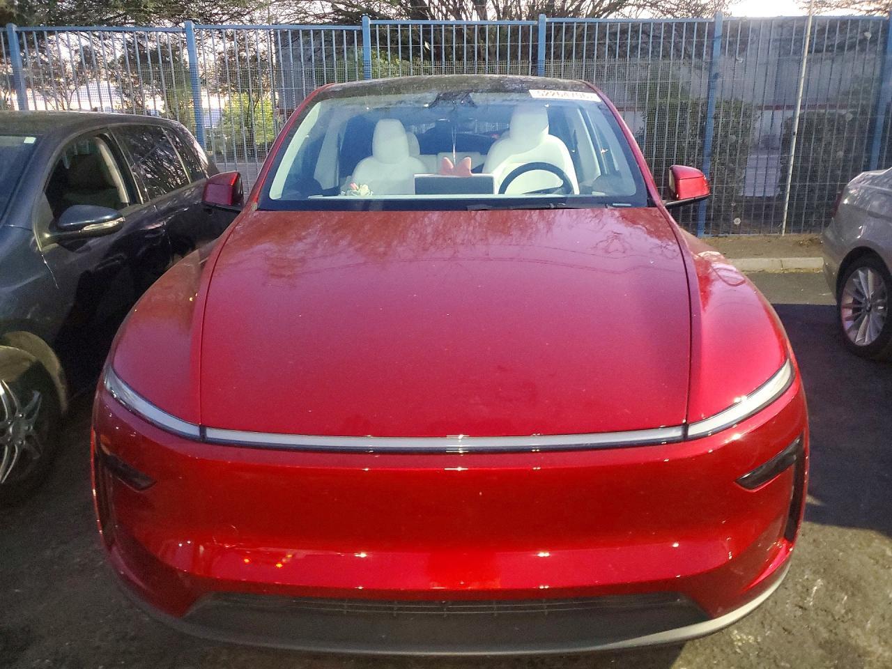 2026 Tesla Model Y - zdjęcie 5