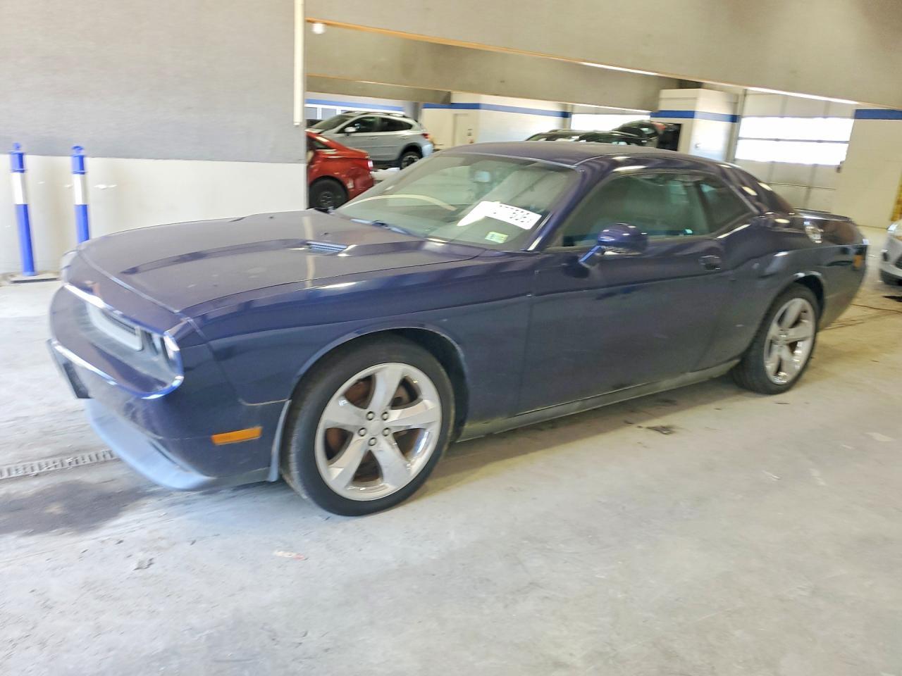 2013 Dodge Challenger Sxt - zdjęcie główne