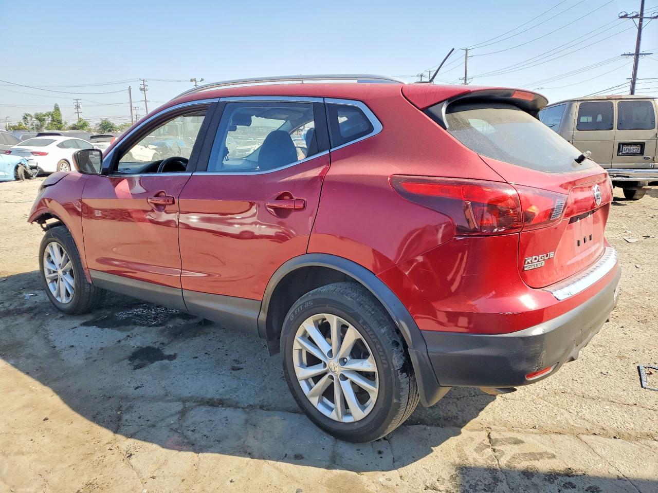 2017 Nissan Rogue Sport Sv - zdjęcie 2