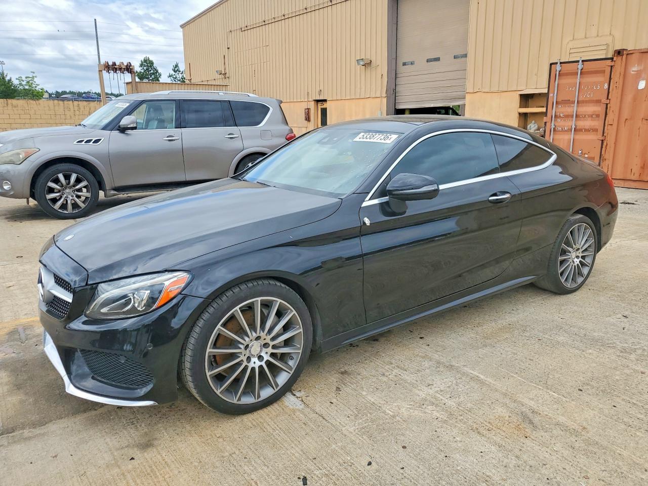 2017 Mercedes-Benz C 300 - zdjęcie główne