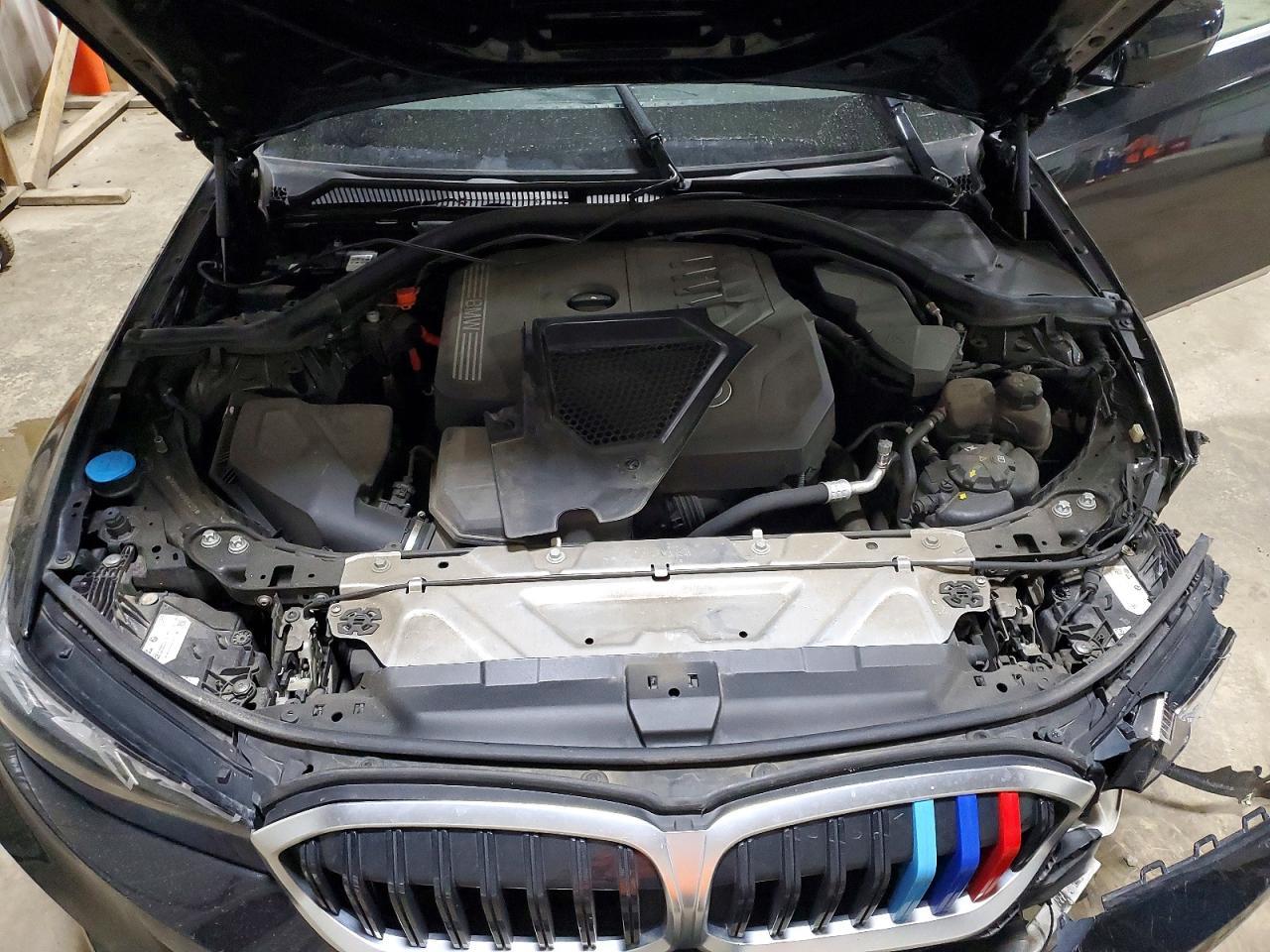 2024 BMW 330Xi - zdjęcie 11