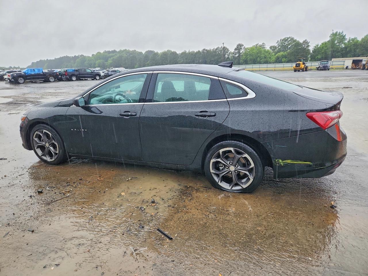 2022 Chevrolet Malibu Lt - zdjęcie 2