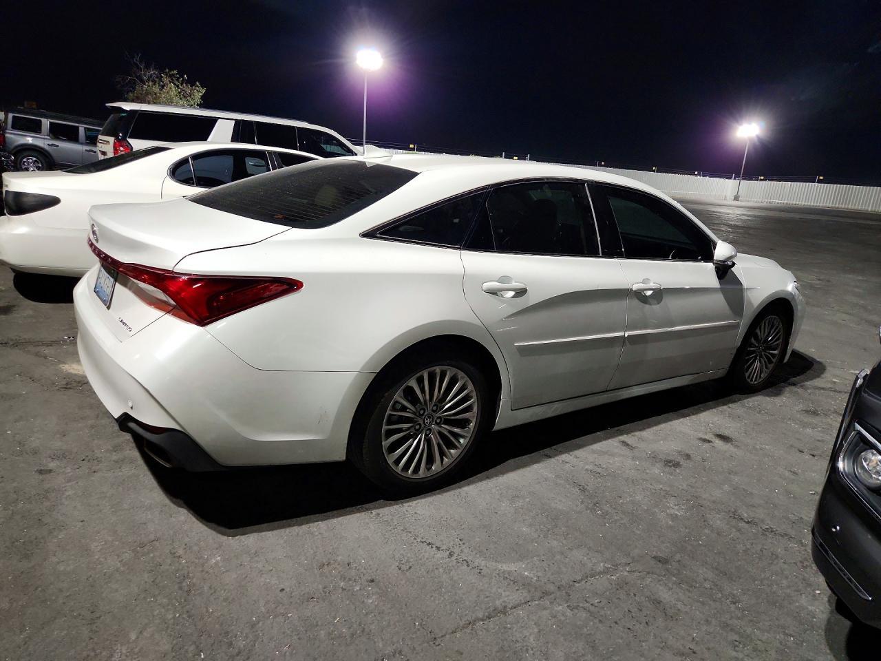 2020 Toyota Avalon Limited+Clearance&Back Sonar Package - zdjęcie 3