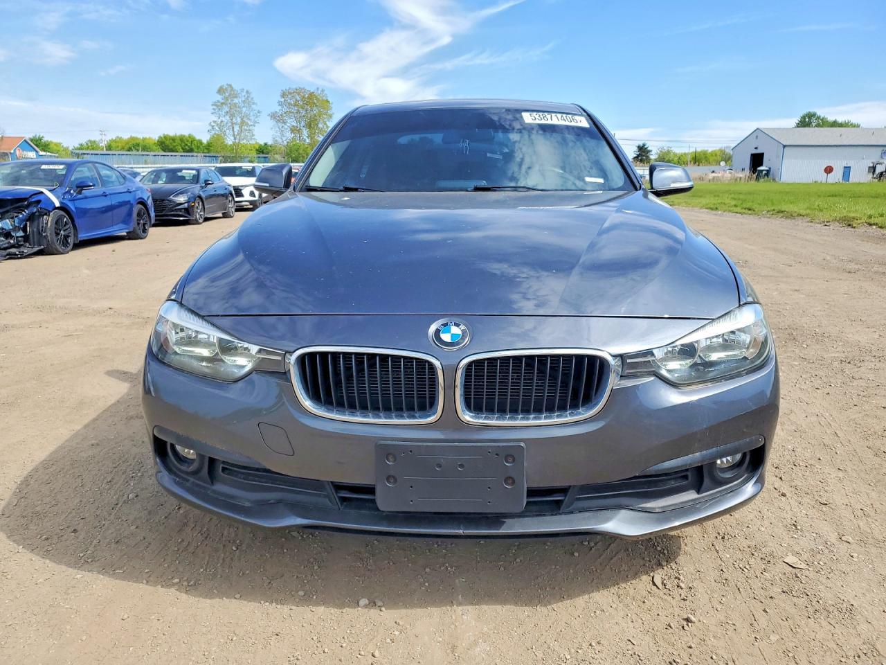 2017 BMW 320 Xi - zdjęcie 5