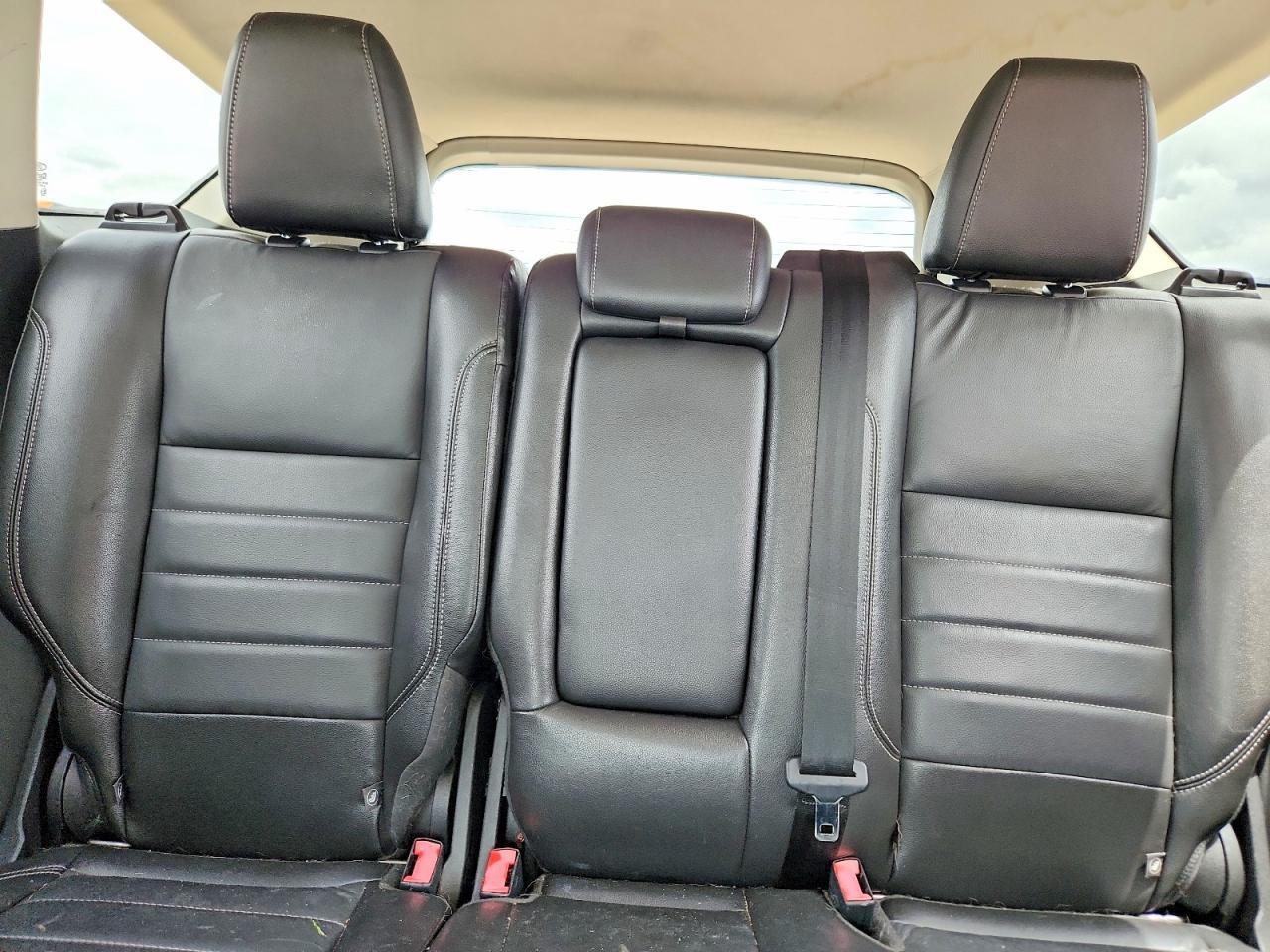 2015 Ford Escape Titanium - zdjęcie 10