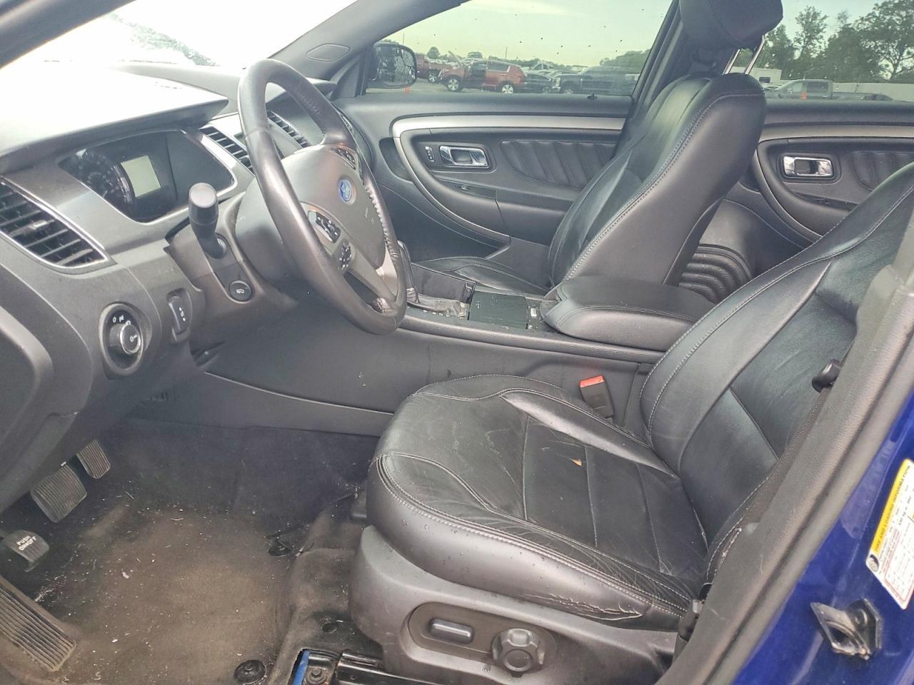 2015 Ford Taurus - zdjęcie 13