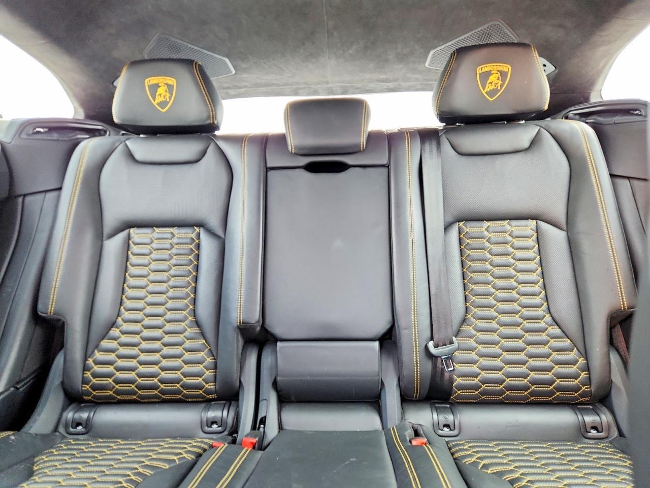 2020 Lamborghini Urus - zdjęcie 10