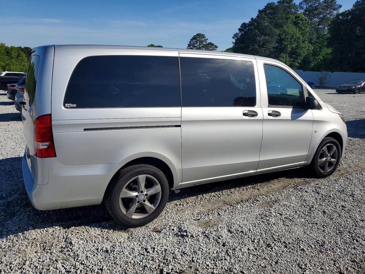 2017 Mercedes-Benz Metris - zdjęcie 3