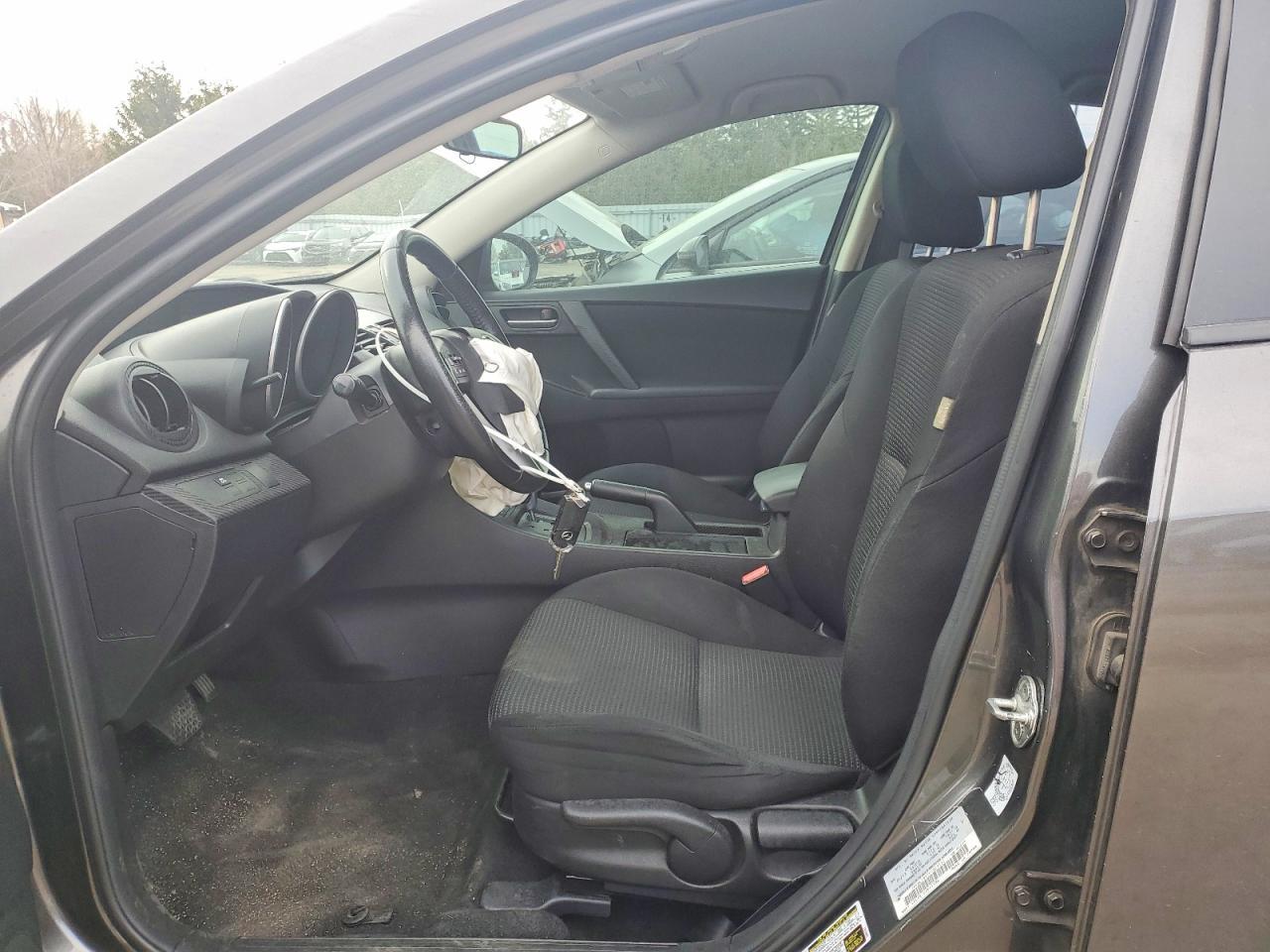2013 Mazda 3 I - zdjęcie 7