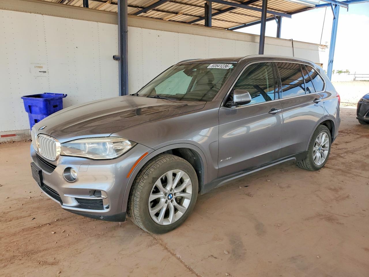 2015 BMW X5 xDrive50I - zdjęcie główne