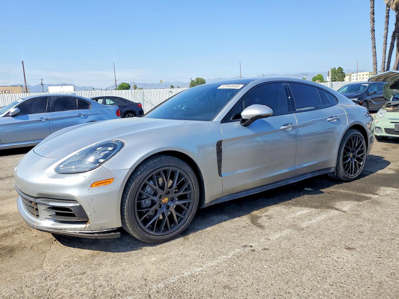 Porsche Panamera - zdjęcie 1