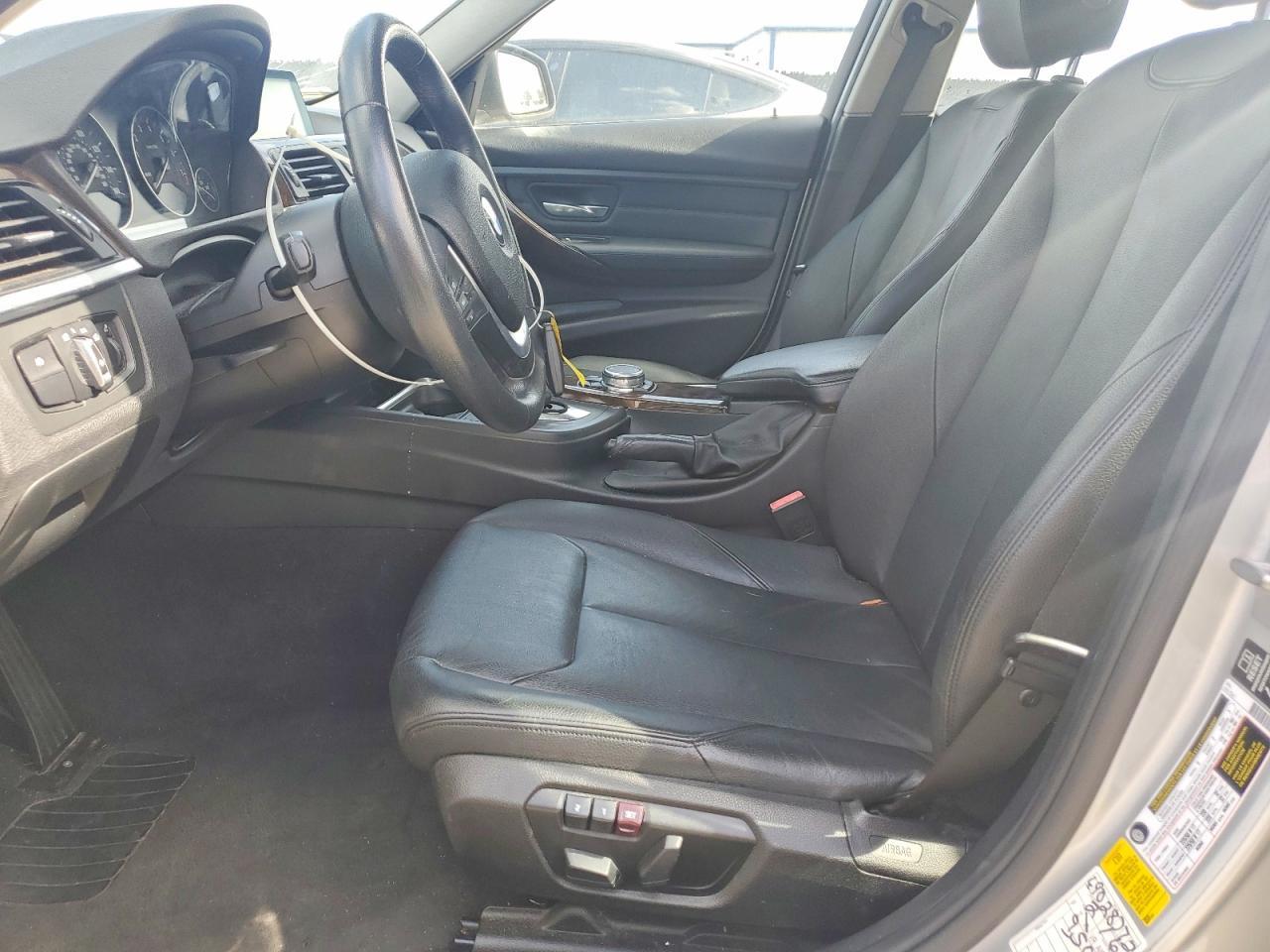 2015 BMW 328 I - zdjęcie 7
