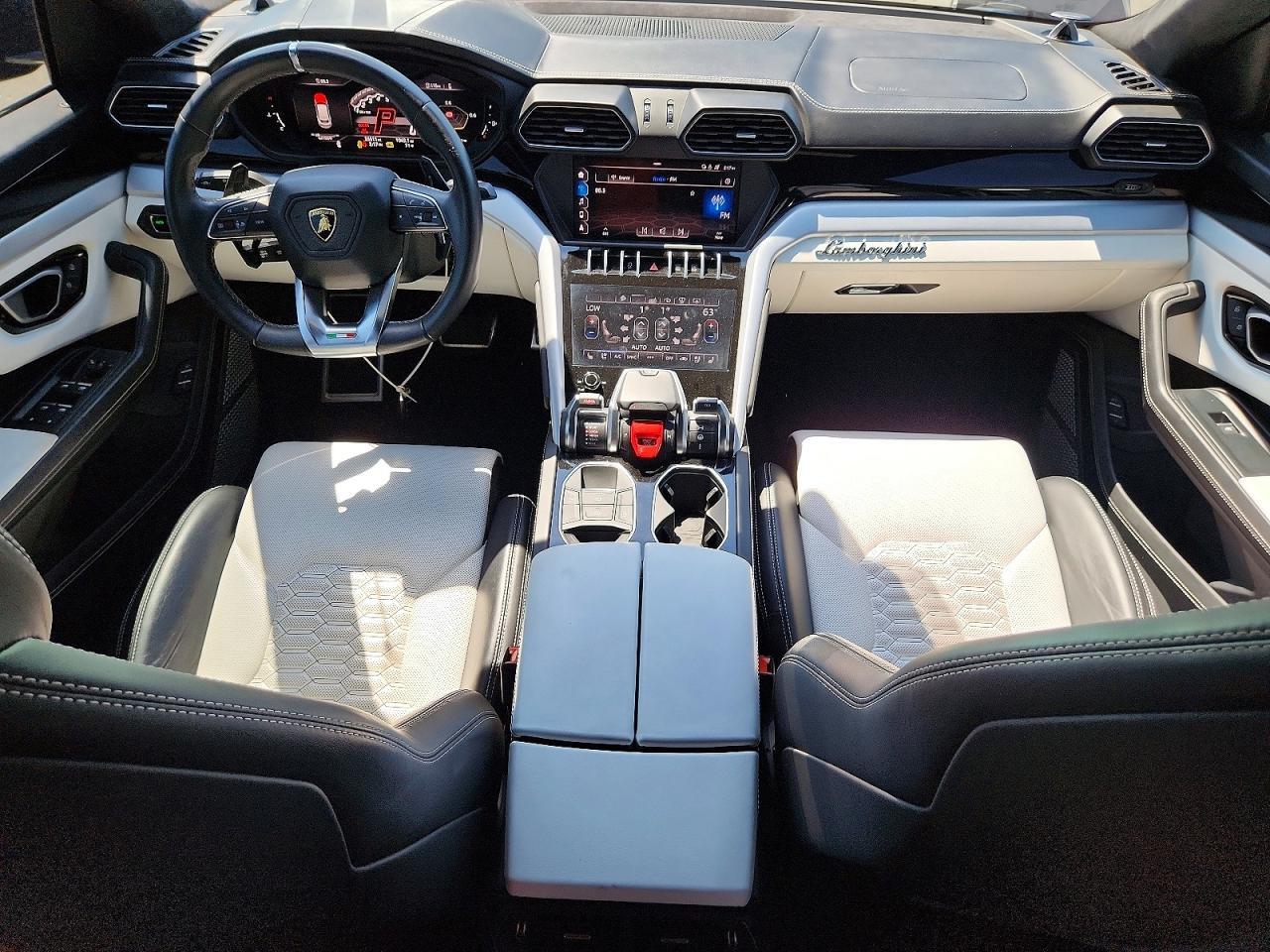 2019 Lamborghini Urus - zdjęcie 8