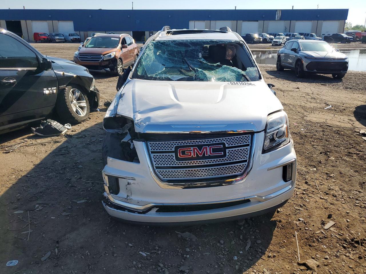 2017 GMC Terrain Denali - zdjęcie 5