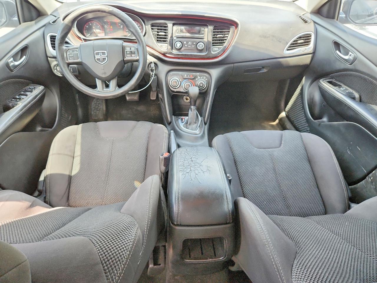 2015 Dodge Dart Sxt - zdjęcie 8