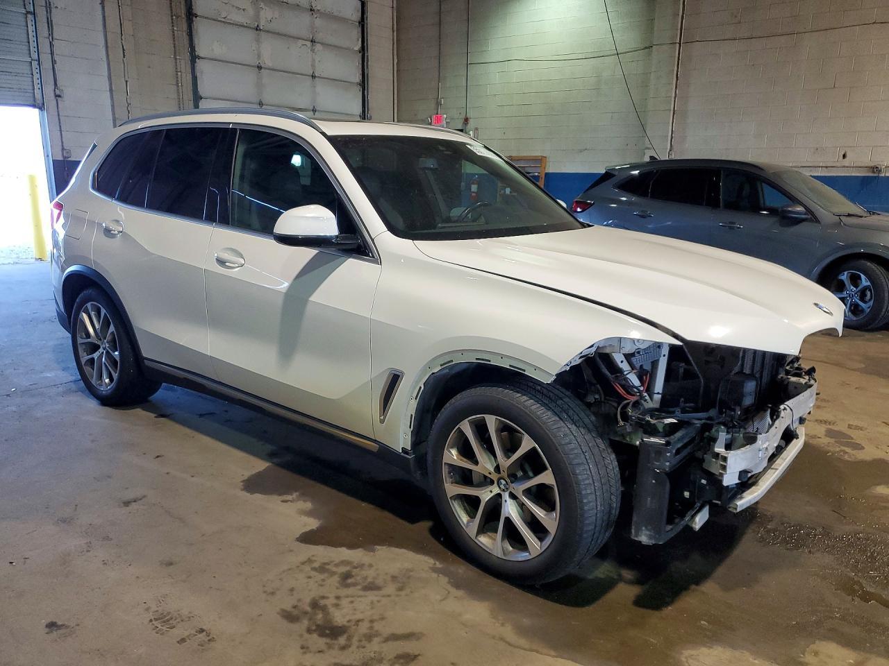 2019 BMW X5 xDrive40I - zdjęcie 4