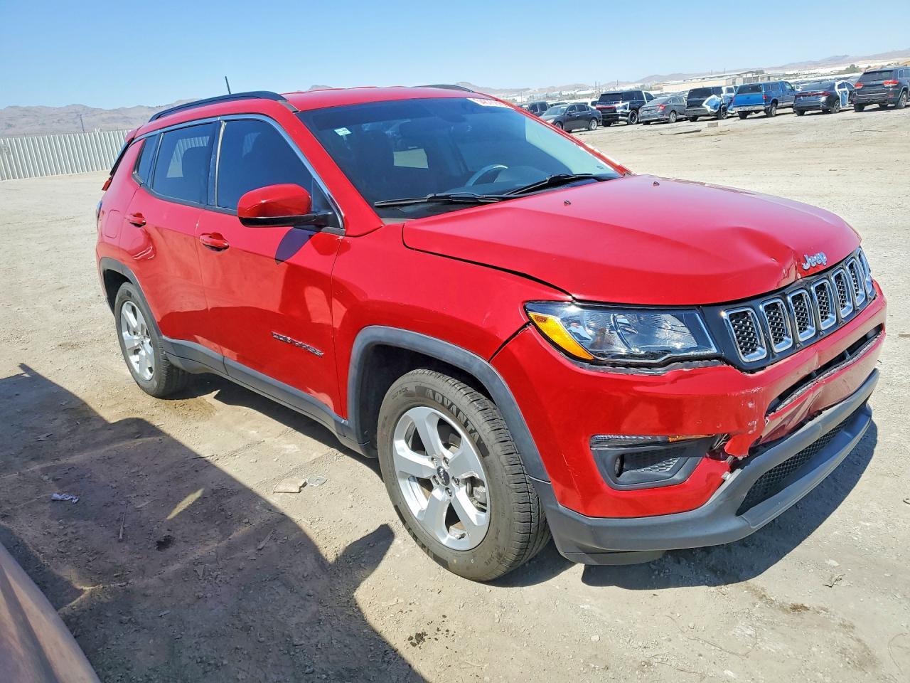 2017 Jeep Compass Latitude - zdjęcie 4