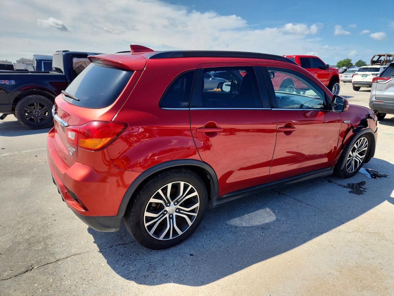 2018 Mitsubishi Outlander - zdjęcie 3