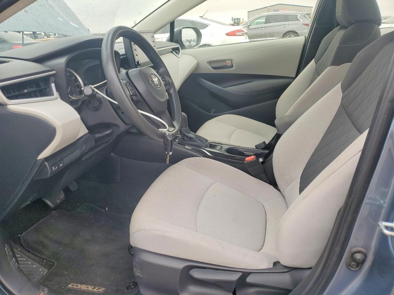 2022 Toyota Corolla Le - zdjęcie 7