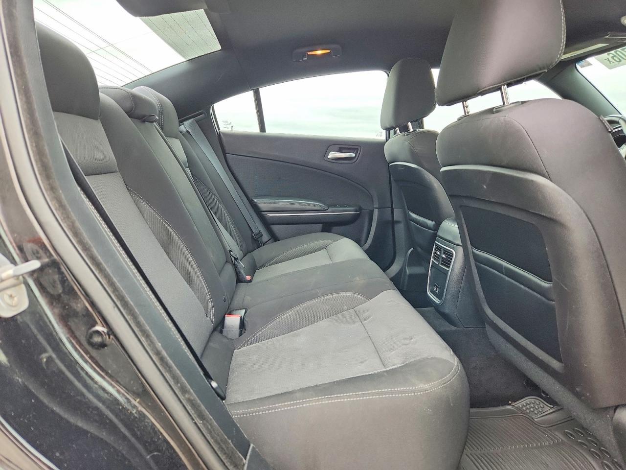 2015 Dodge Charger Se - zdjęcie 10
