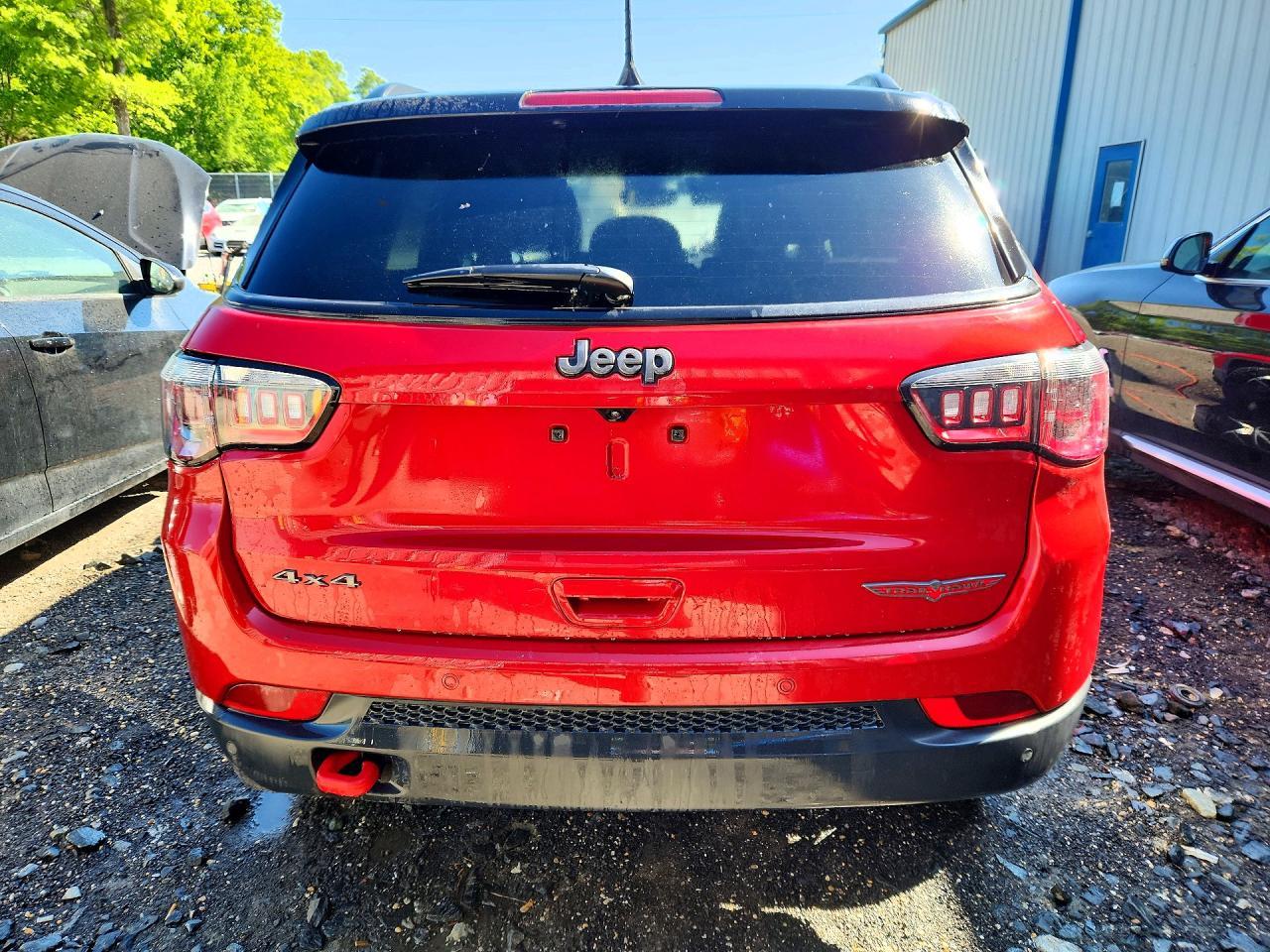 2025 Jeep Compass Trailhawk - zdjęcie 6
