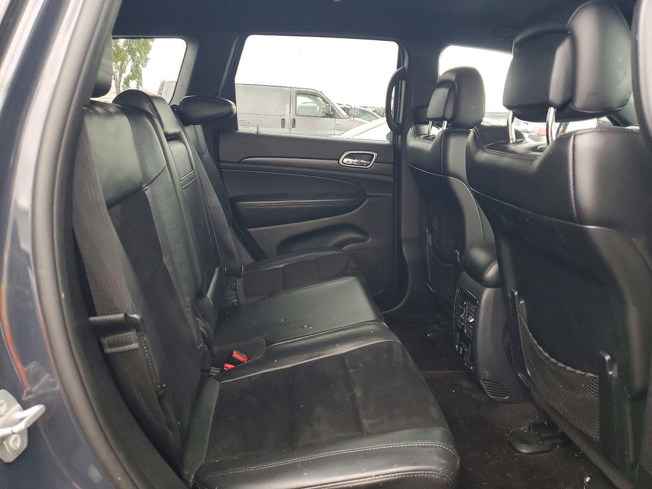 2018 Jeep Grand Cherokee Laredo - zdjęcie 11