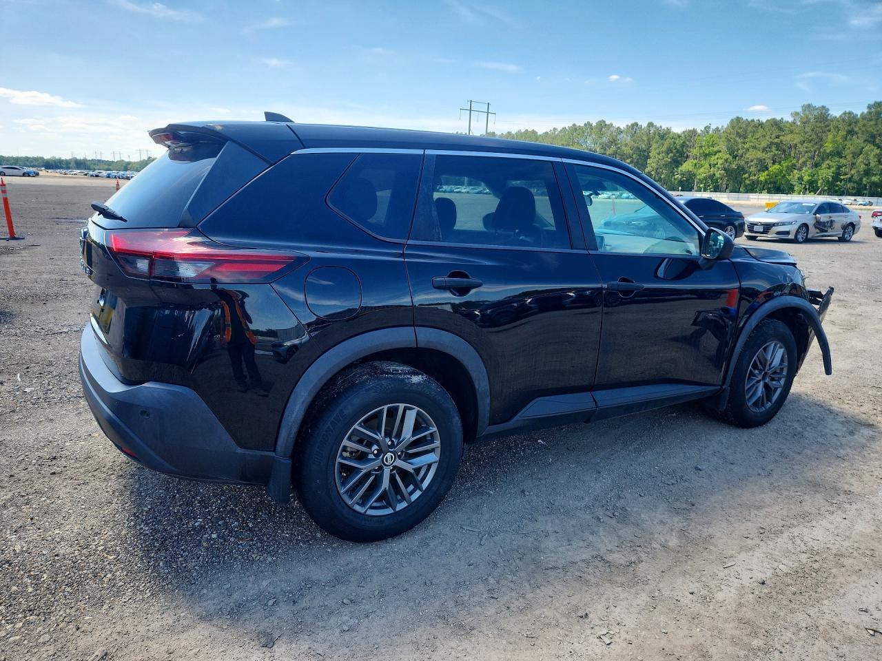 2021 Nissan Rogue S - zdjęcie 3