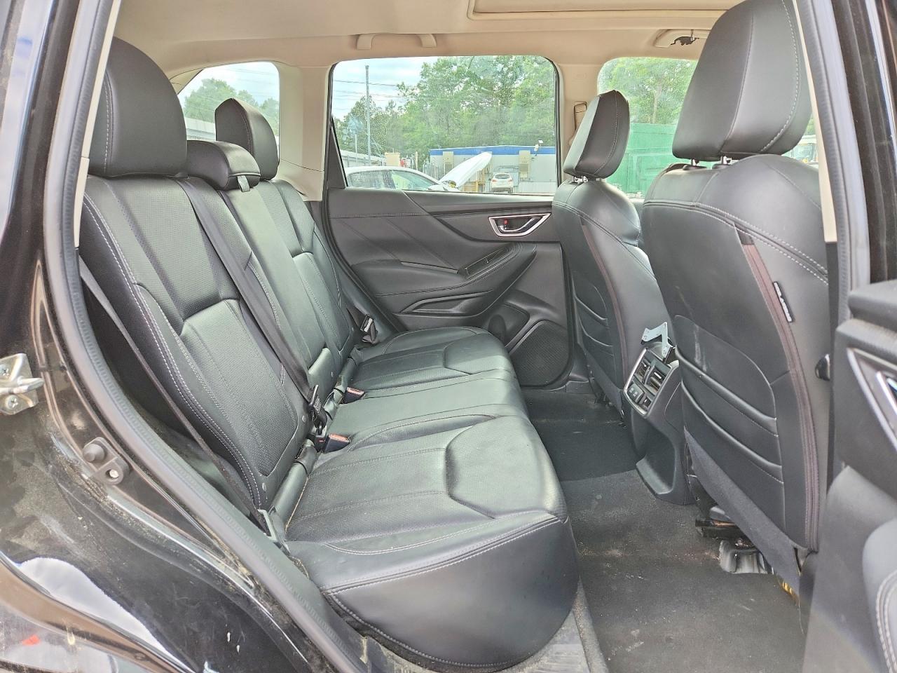 2020 Subaru Forester Limited - zdjęcie 11