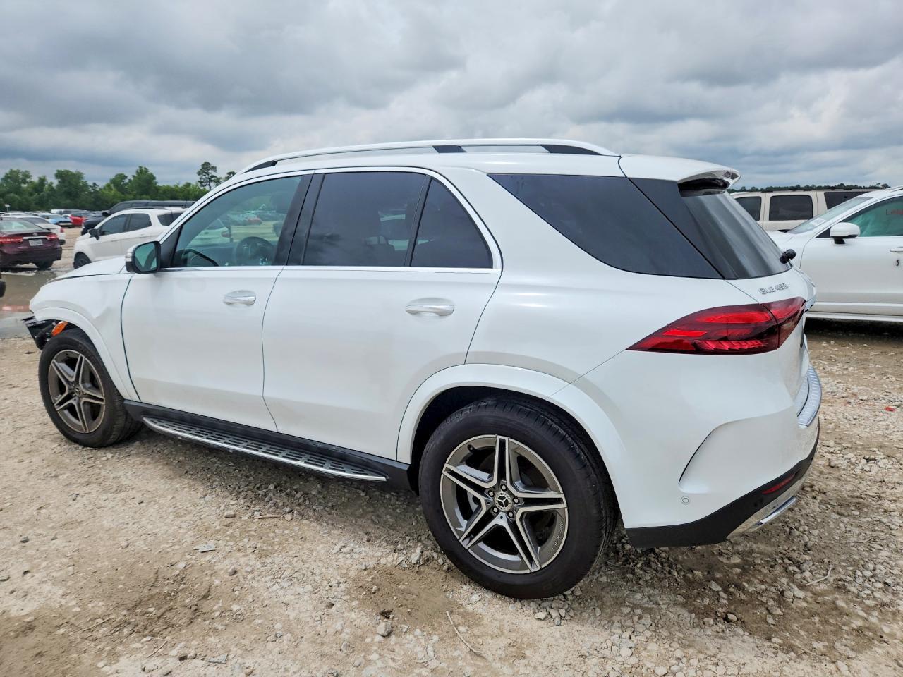 2025 Mercedes-Benz Gle 450 4Matic - zdjęcie 2