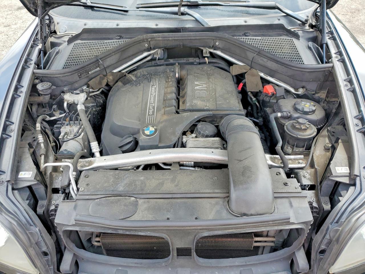 2013 BMW X5 xDrive35I - zdjęcie 12