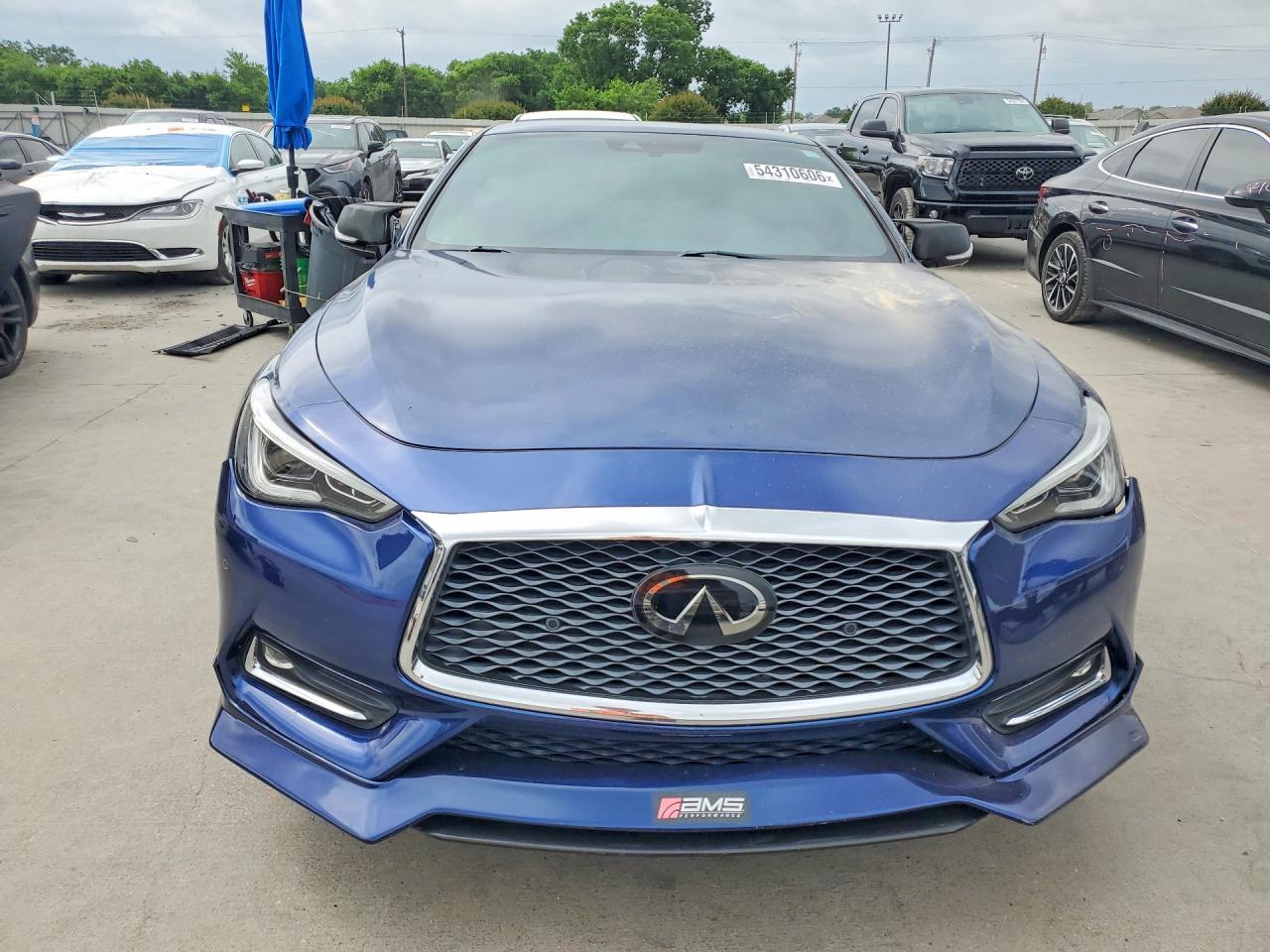 2019 Infiniti Q60 Red Sport 400 - zdjęcie 5