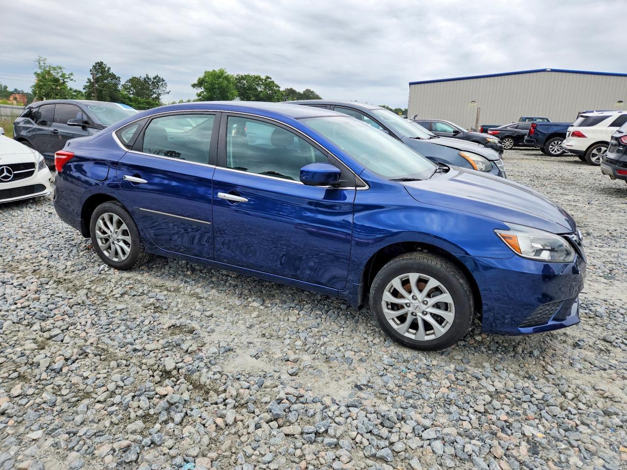 2019 Nissan Sentra Sv - zdjęcie 4
