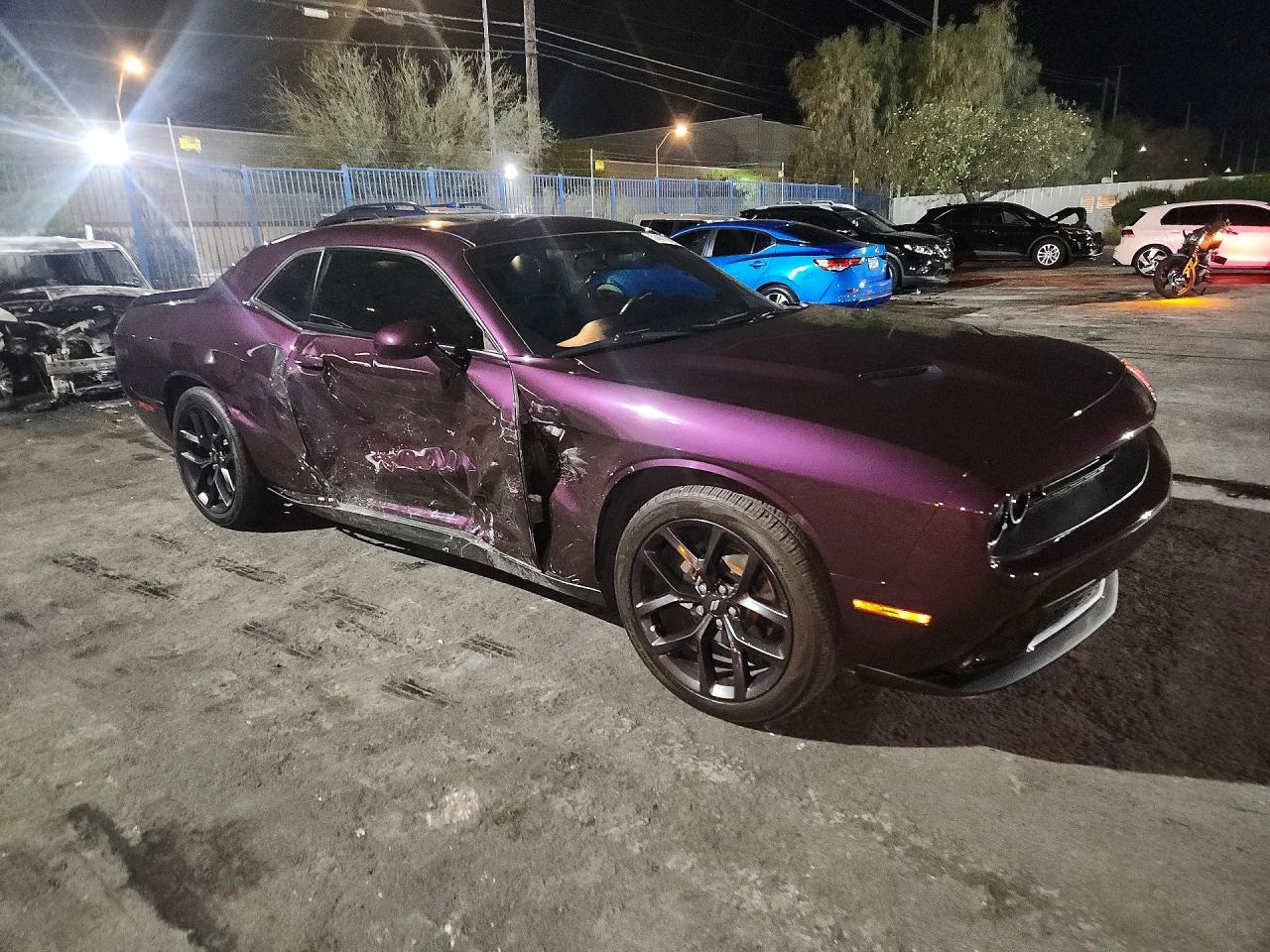 2020 Dodge Challenger Sxt - zdjęcie 4