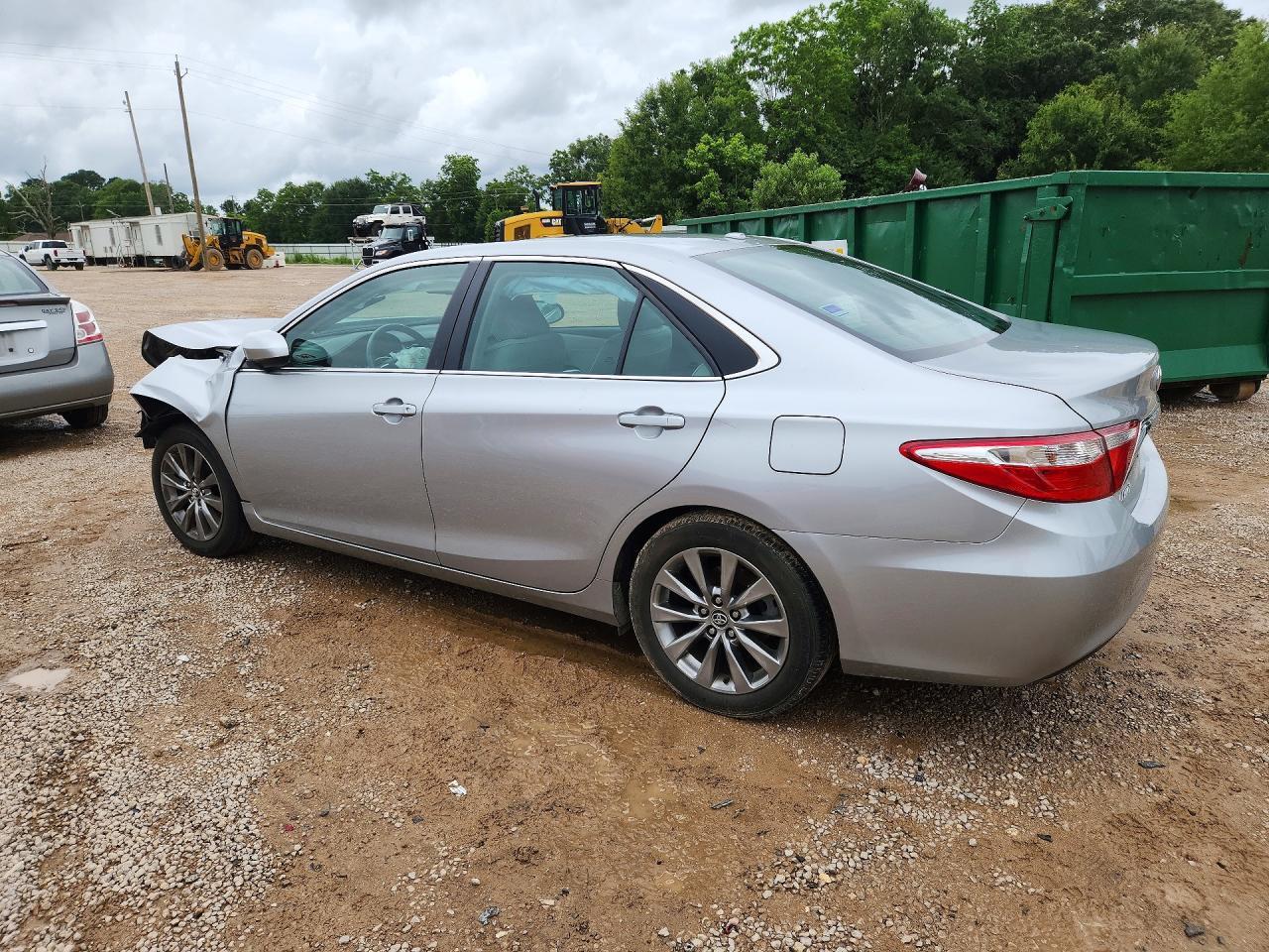 2017 Toyota Camry Xle - zdjęcie 2