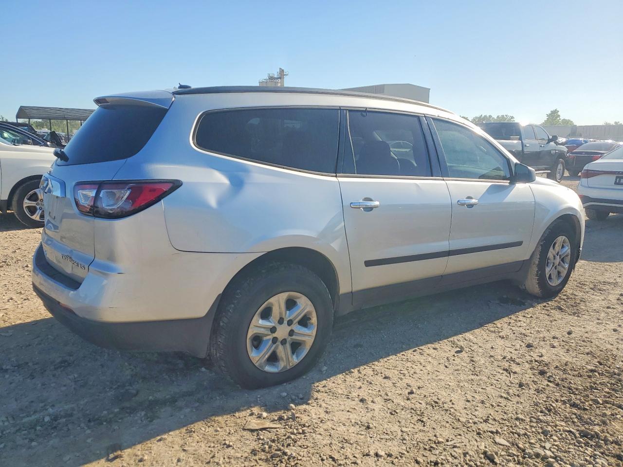 2015 Chevrolet Traverse Ls - zdjęcie 3