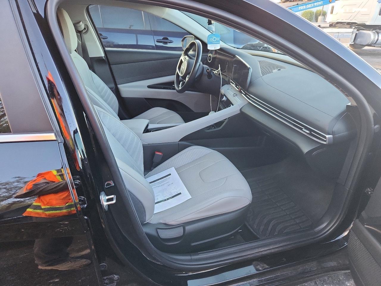 2022 Hyundai Elantra Limited - zdjęcie 13