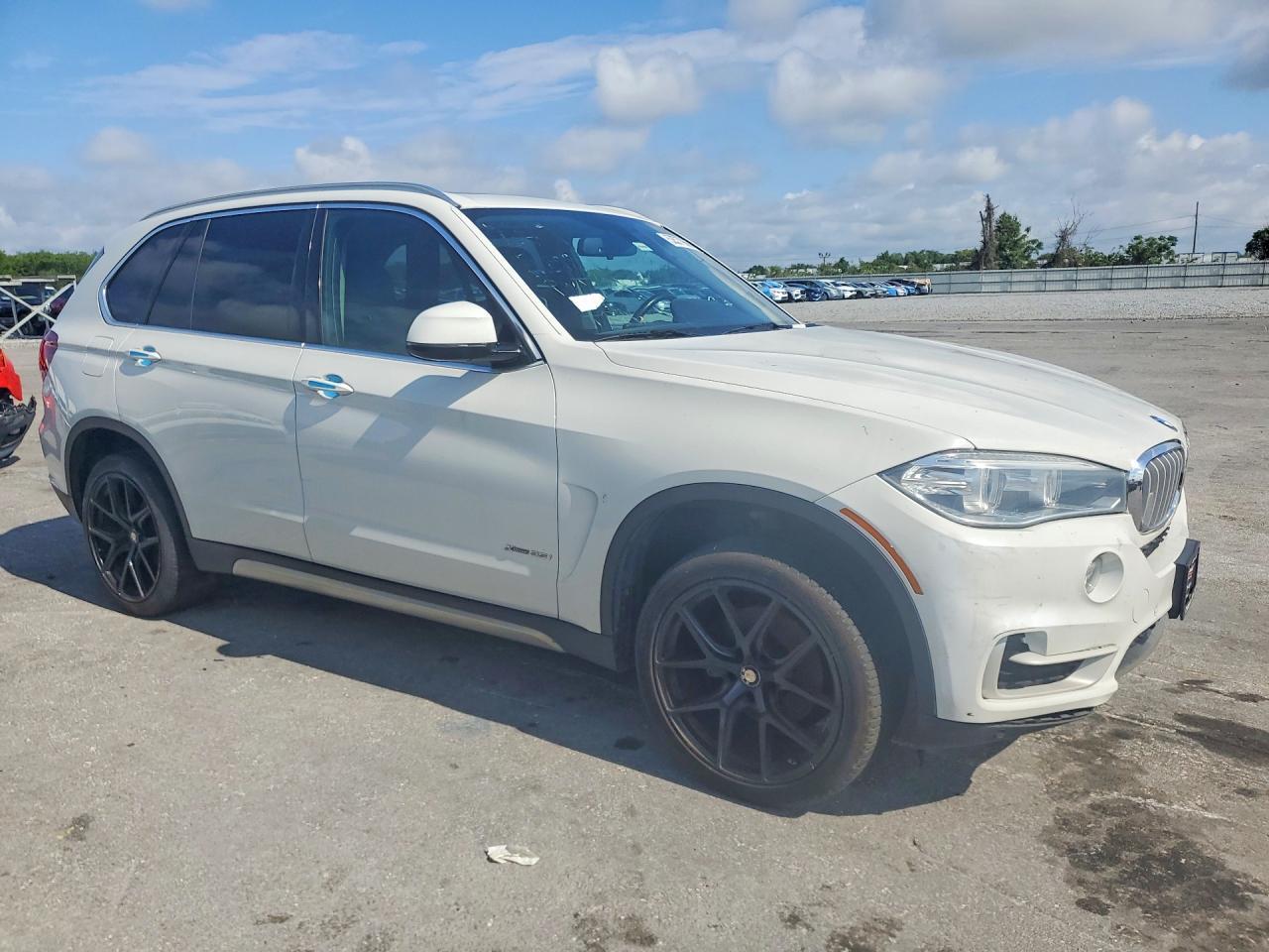 2016 BMW X5 - zdjęcie 4