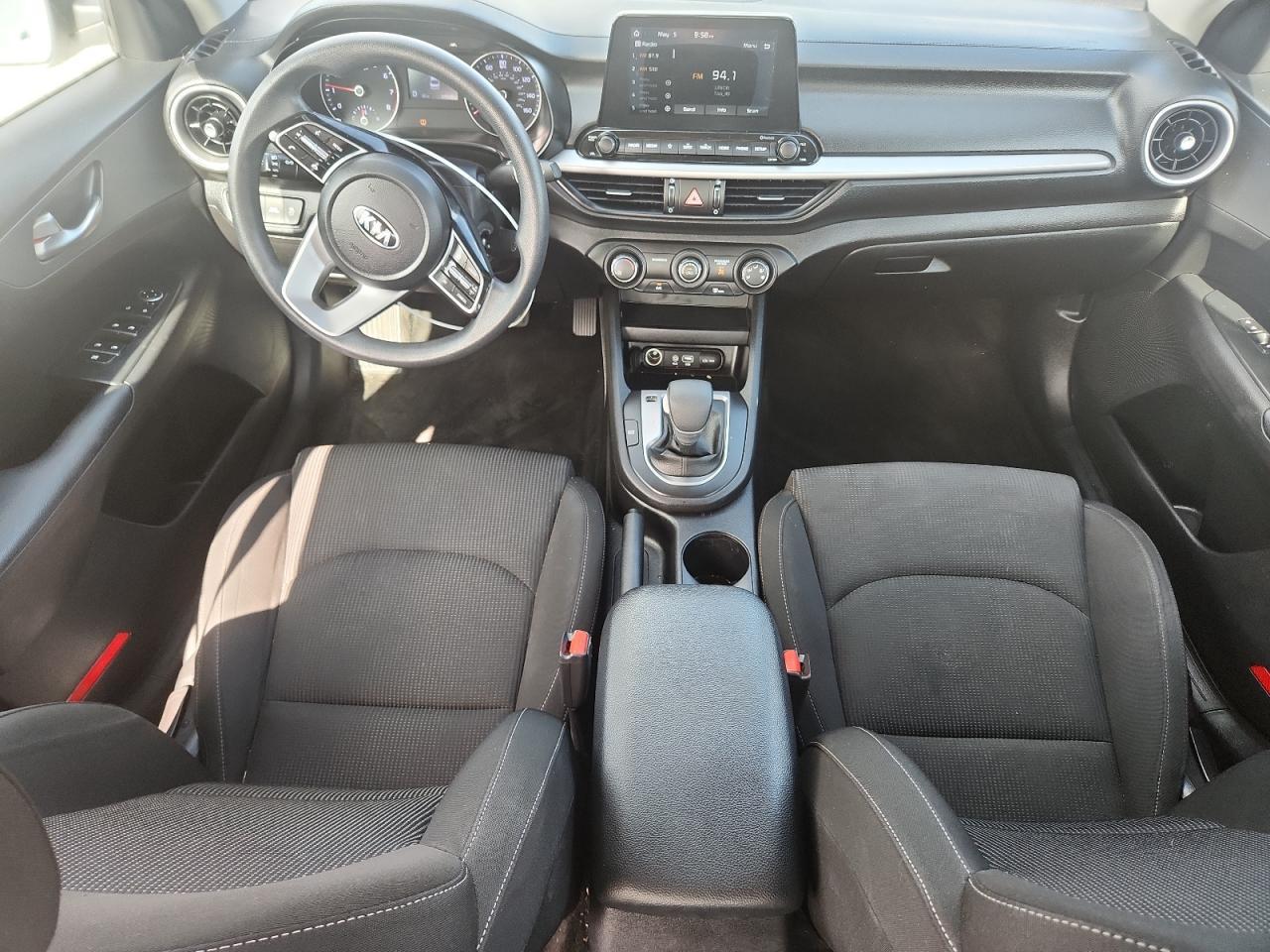 2021 Kia Forte Lxs - zdjęcie 8