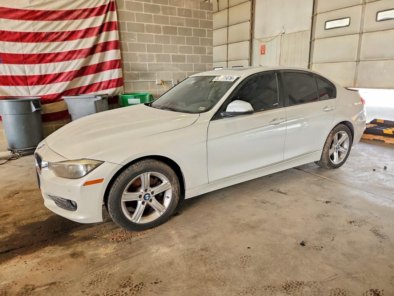 2015 BMW 320 I xDrive - zdjęcie główne