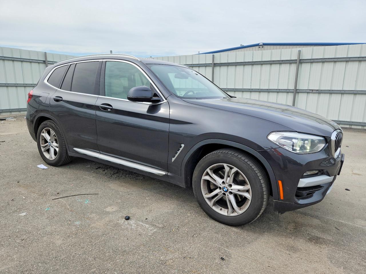 2021 BMW X3 xDrive30I - zdjęcie 4
