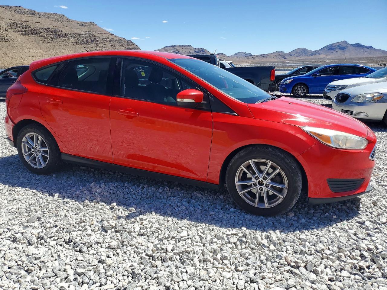 2017 Ford Focus Se - zdjęcie 4