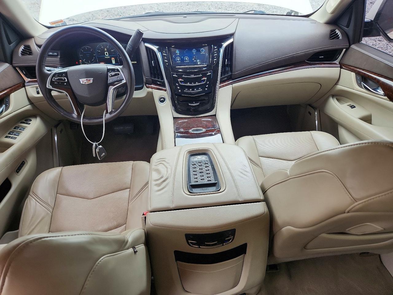 2015 Cadillac Escalade Luxury - zdjęcie 8
